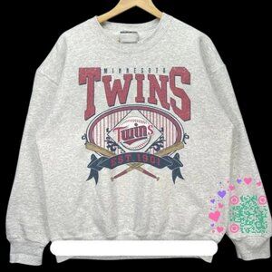 Vtg Minnesota Twins Baseball Sweatshirt Retro MLB Minnesota Twins Shirt tee